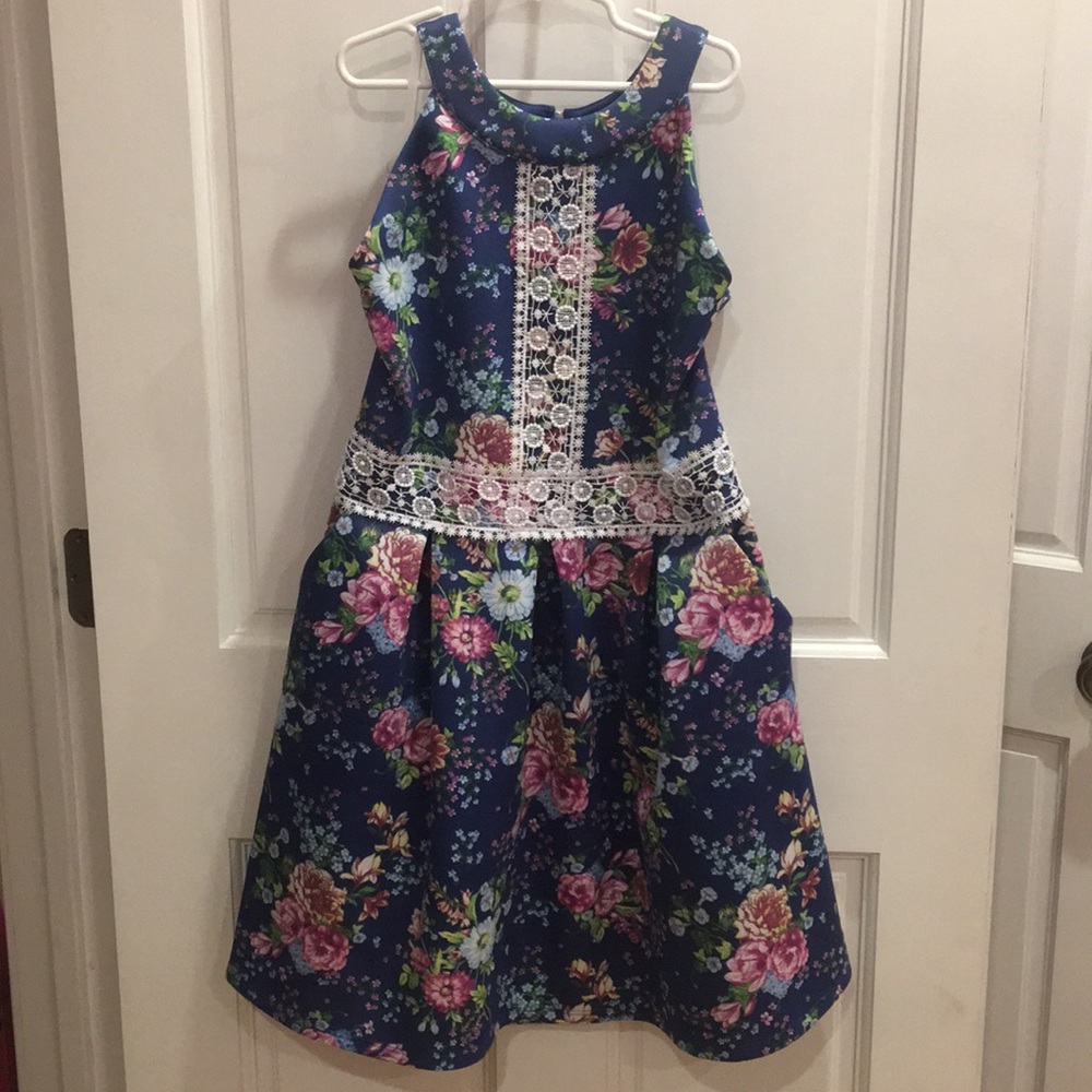 iZ Girl Dress, size 16